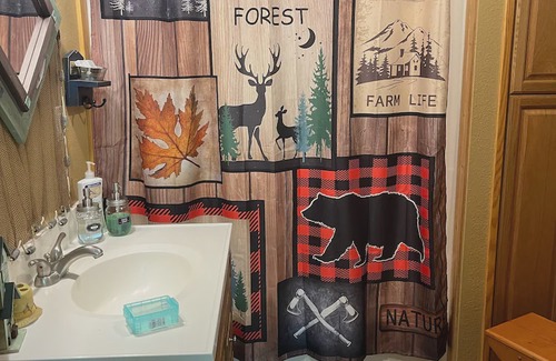 Cusick Cabin | The Hidden Moose Lodge