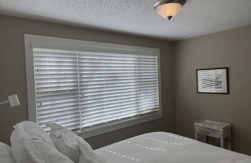Broadmoor Cottage | Walkable to The Broadmoor Hotel, Seven Falls and Stratton Open Space