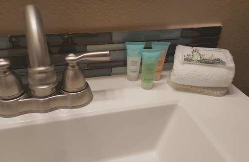 Sequim House | LAUGHING DUCK RANCH. Canal property and just steps away from the beach!