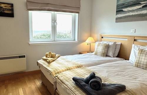 Brora Apartment | No2 The Links Apartment, Brora