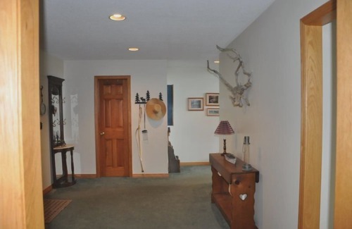 Timberline House | Lost Branch on the Lake