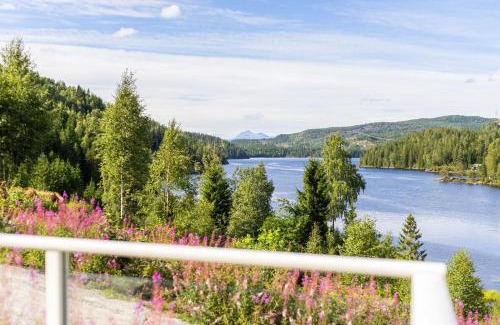 B House | Libehi Panorama
