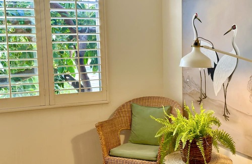 Sawtelle Condo | Minutes to Water Garden Tech Hub, Amazon, Oracle, LionsGate and Walking to Metro