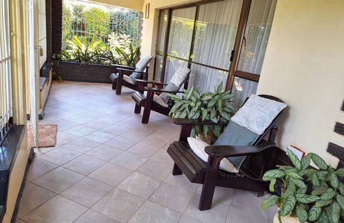 Harare Apartment | Guesthouse with green garden and pool - 2102