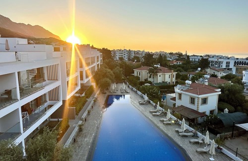 Karavas Condo | Bohemian penthouse in Girne Alsancak, close to Merit hotels