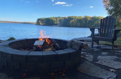 Marmora Cottage | Your Year-Round Escape on Crowe Lake - Welcome to Crowes Landing!