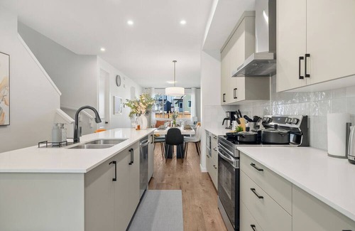 Keith House | Modern 3BedRoom/4Bedrooms with Arcade Room-Close to to Banff/Winsport-Sleep6