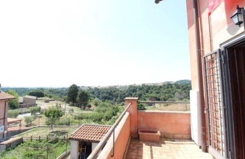 Castelnuovo di Porto Apartment | The Abode of the Wolf