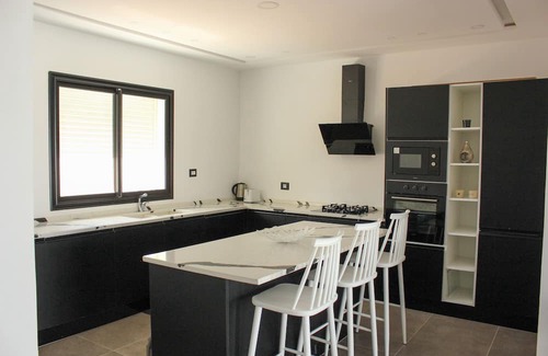 Hawmat al Badawiyin Villa | Villa les palmiers-Pool & comfort in djerba