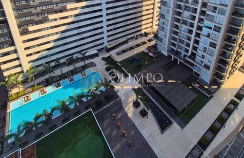 Tarqui Apartment | Olimpo Sky Room Deluxe with river view