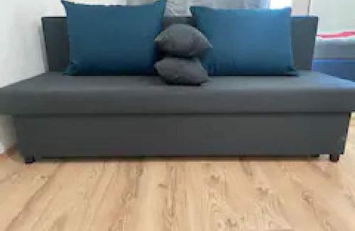 Simmering Apartment | Quiet Private Room | Central Shared Flat