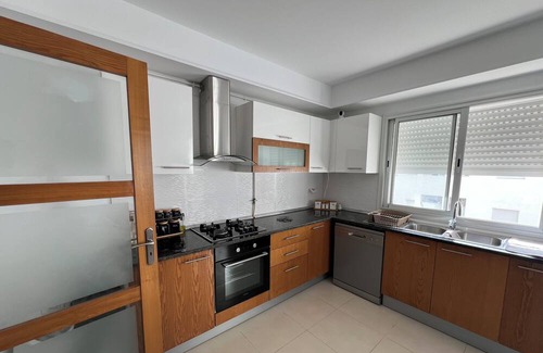 Bou Mhel el-Bassatine Apartment | Cool 2-bedroom apartment with AC in Bou Mhel el-Bassatine