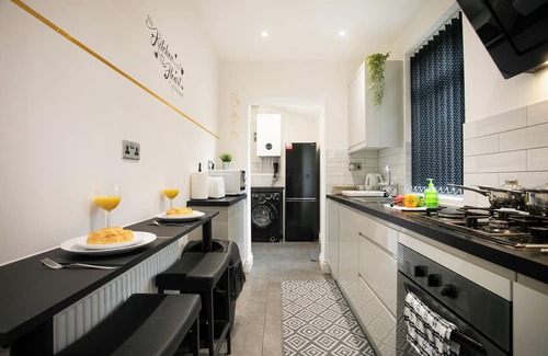Leicester House | *ContractorsDiscounts/Business/FreeParking/WiFi*