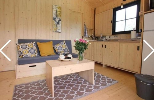 Moncrabeau Ski Chalet | Stilt chalet with terrace for 4 people