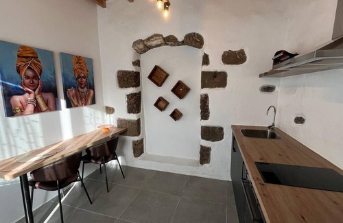 Tabayesco Apartment | 'Tabayesco' Holidays with Mountain Views, Shared Pool and Wi-Fi