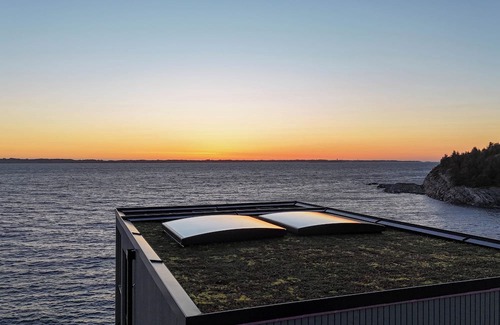 Herdla Cabin | Hideaway Herdla 2 – unique and luxurious cabin 15 m above the sea near Bergen