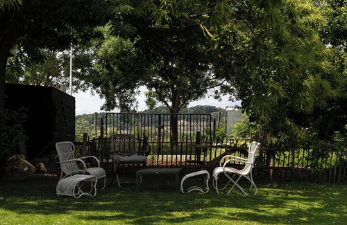 Eijsden Bed & Breakfast | Attractive and luxurious farmhouse for groups! A 5-minute drive from the heart of Maastricht