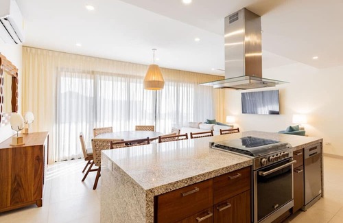 Libertad Condo | 3BR Condo: Partial Sea View, Pool & Jacuzzi