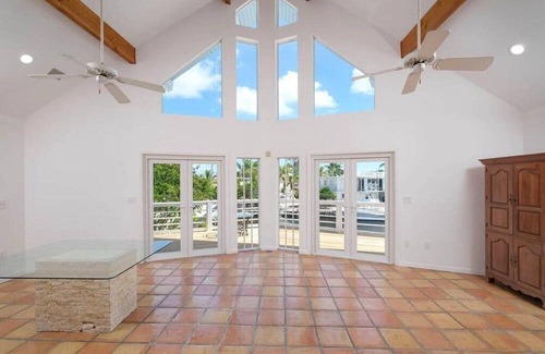 Key Largo House | Large Ocean Front, Loft House with 3 beds, 2 baths in Key Largo with Boat Dock