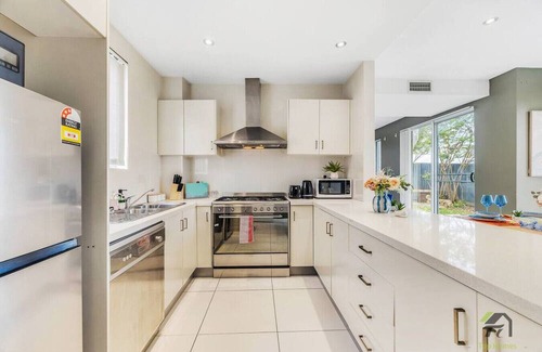 Baulkham Hills House | Baulkham Hills悠闲舒适现代house