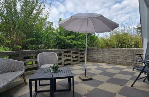 Markgrafenheide House | Finnish hut "MH77" - renovated Finnish hut directly on the dune, approx. 80 m to the