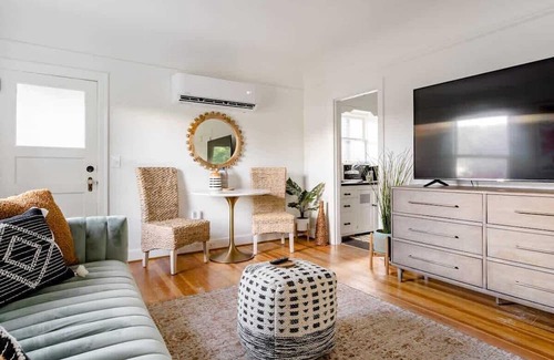 Hosford-Abernethy Apartment | BoHo Oasis in Ladd's Addition with 2 Beds