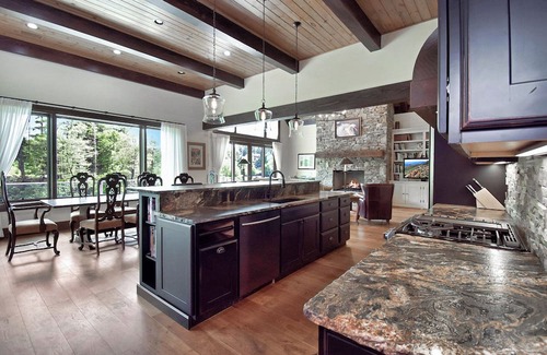 Blowing Rock House | Lake House 101 | Fireplace, Restaurant, Pool, Spa