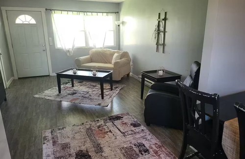 Martinsville Apartment | Pet Friendly apt Near WEC and Roberts Center