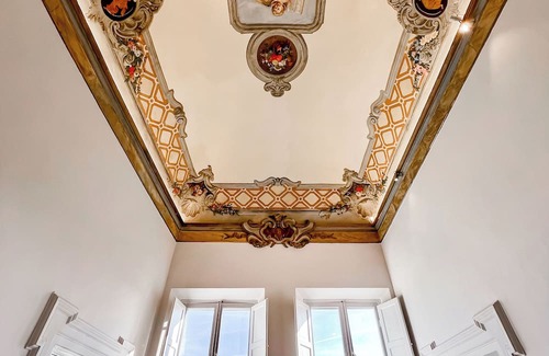 Siena Apartment | Fresco Suite