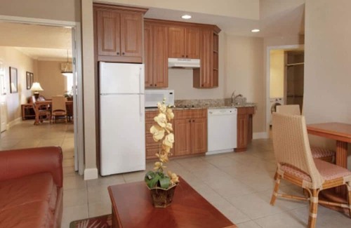 West Kissimmee Resort | Spacious Home sleeps up to 8 resort in fabulous Kissimmee with AC