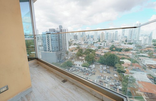 Tumba Vieja Apartment | Luxury 2BR Cityview apt, parking and balcony
