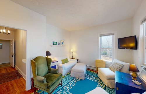 Lakeside Condo | Lvi - Suite C in Lakeside