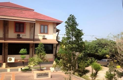 Vientiane House | KHONPASONG HOTE 2f