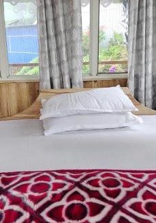 Namsaling House | Zero Points TheLaure Cottage