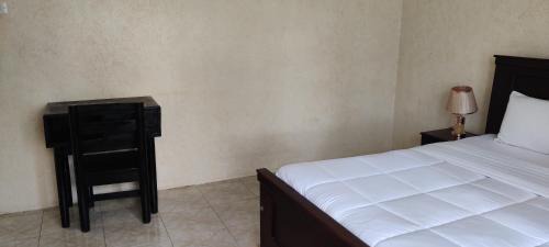 Jinja Hotel | Set N Rise