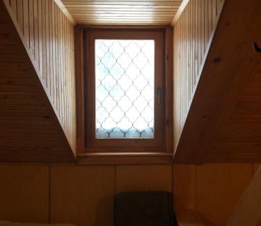 Hrib pri Hinjah Cabin | Jelenov studenec