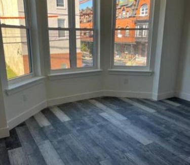 East Parkside Apartment | Cozy and Affordable Apt\Sleeps 3\1717 Apt 4