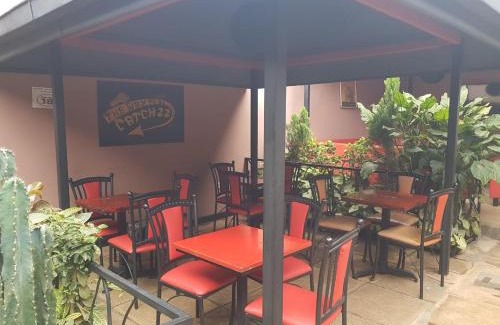 Ishiara Hotel | Catch 22 Lounge & Lodge