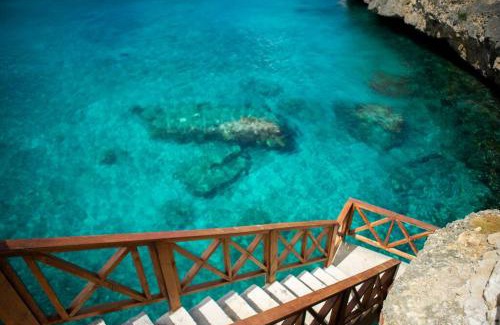 Lagun Villa | Oceanfront Private Pier Villa