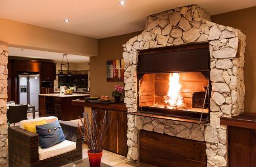 Douglas House | Gecko Ridge