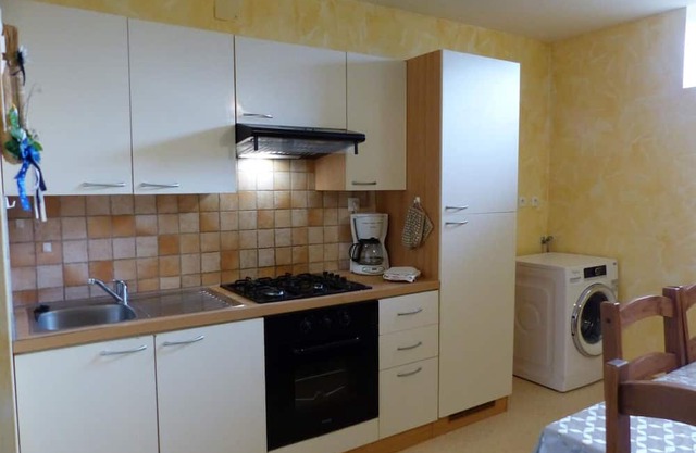 Apartment Saint-Palais (Allier), 2 bedrooms, 6 persons