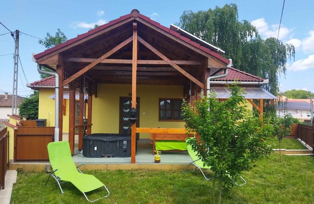 Holiday home with a view of the castle