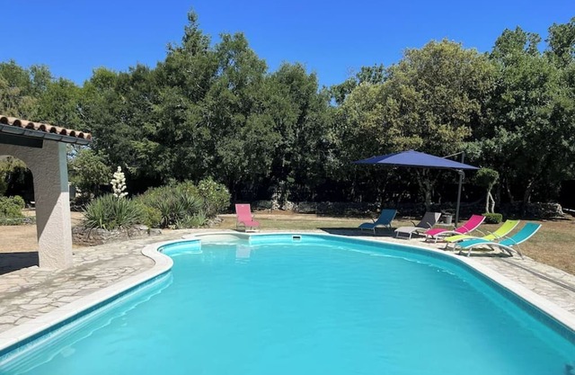 Holiday home - 7-8 person(s) - quiet - large fenced property