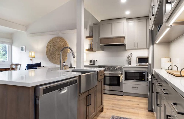 Outpost: Mountain Alder 823 - Wooded Views!
