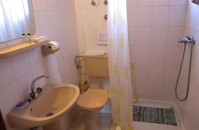 Holiday apartment directly at Lake Balaton with private boat dock