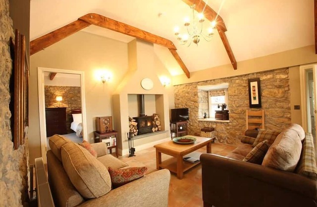 An area of outstanding natural beauty, child and pet friendly , very private!
