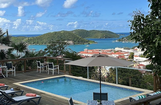 The Green Iguana Hotel