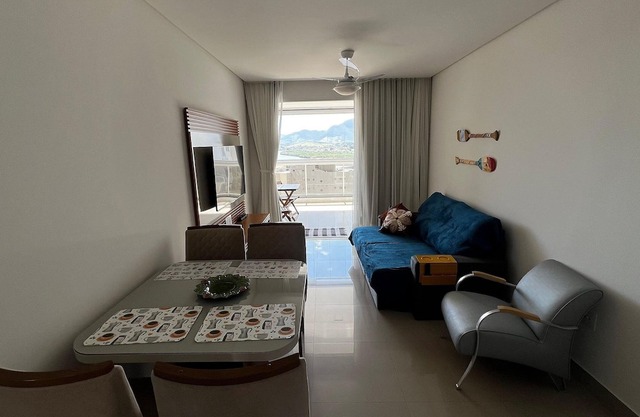 Apart With 2 Bedrooms 400 m From the Beach Ina1306