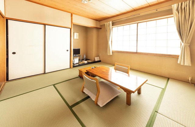 Matsuura City Hotel