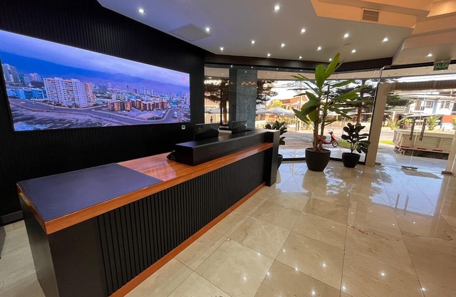 Ocean Boulevard